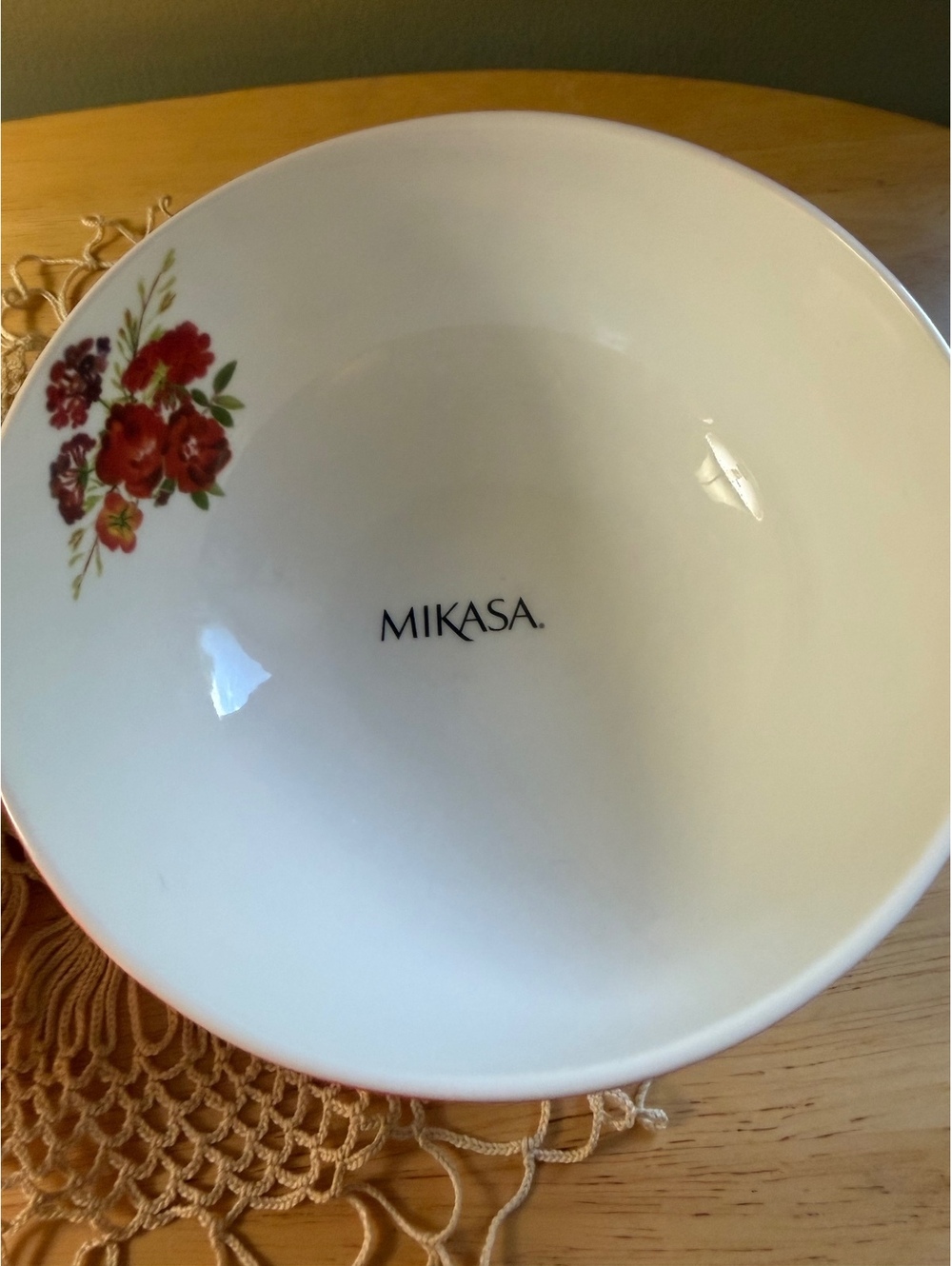 Mikasa Wildflower Garden Red Bone China Serving Bowls - Set of 2 - Picture 4 of 9